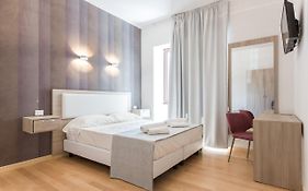 Luciano Laterani Guest House